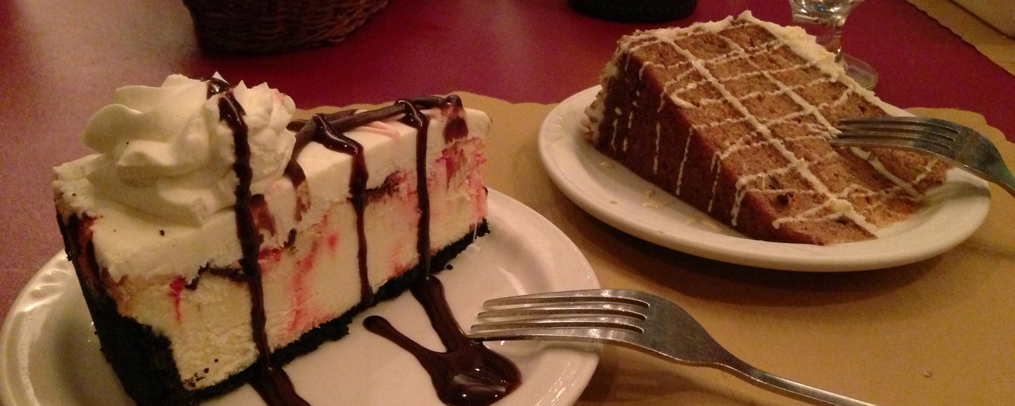 Cheesecake and carrot cake